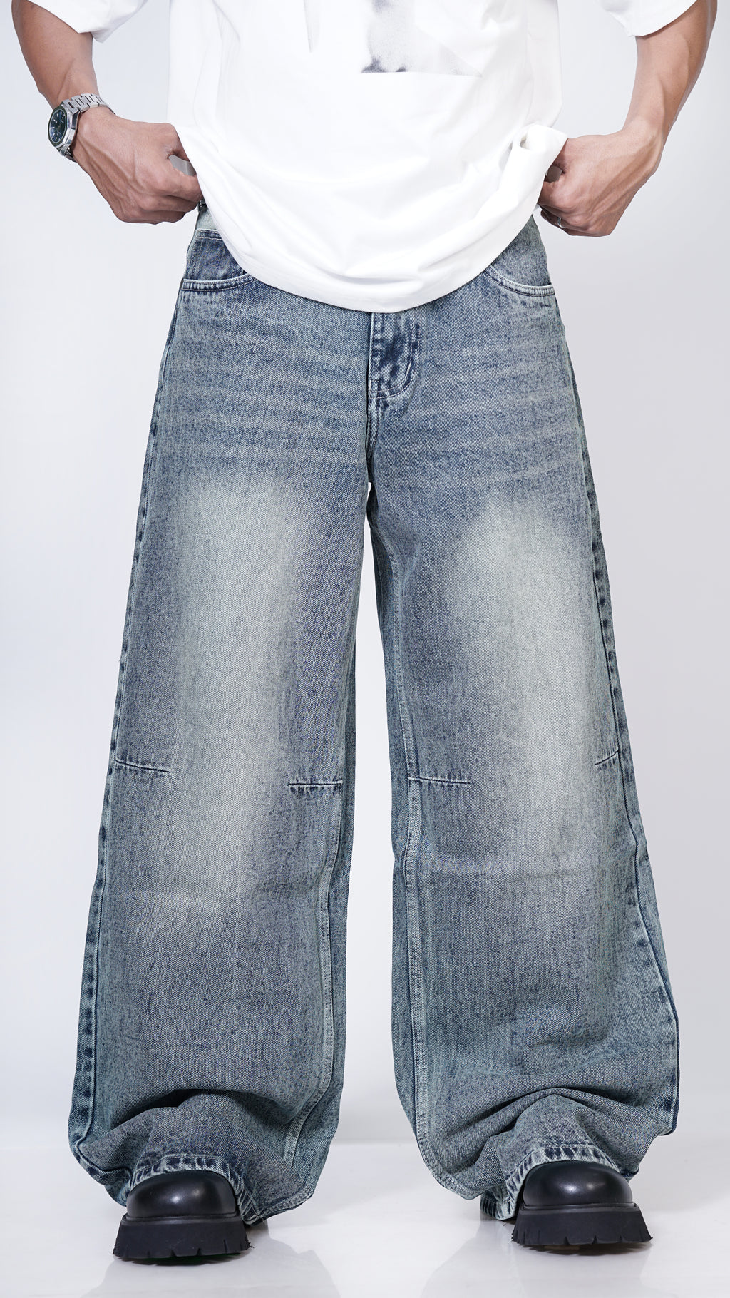 L cut green jean , Oversized Jeans - Denim Oversized Jeans