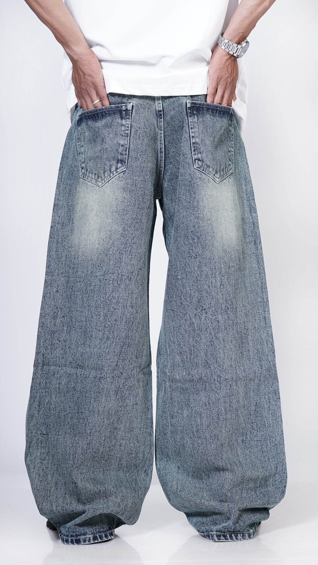 L cut green jean , Oversized Jeans - Denim Oversized Jeans