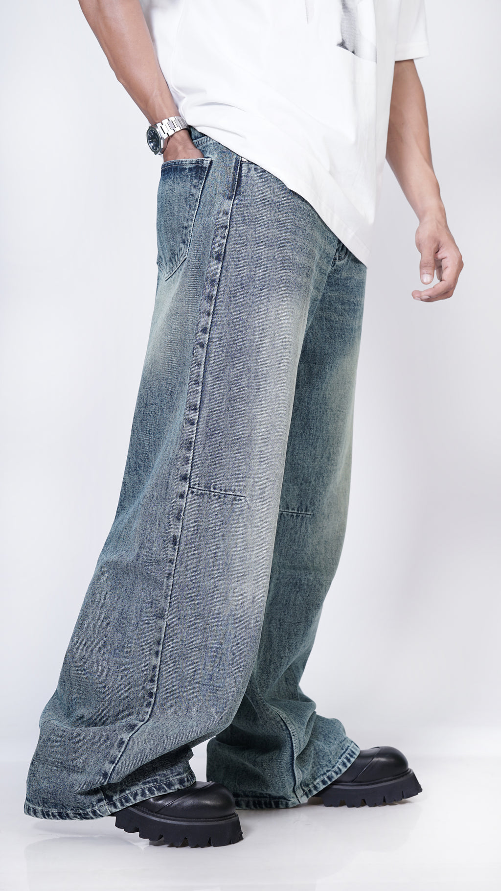 L cut green jean , Oversized Jeans - Denim Oversized Jeans